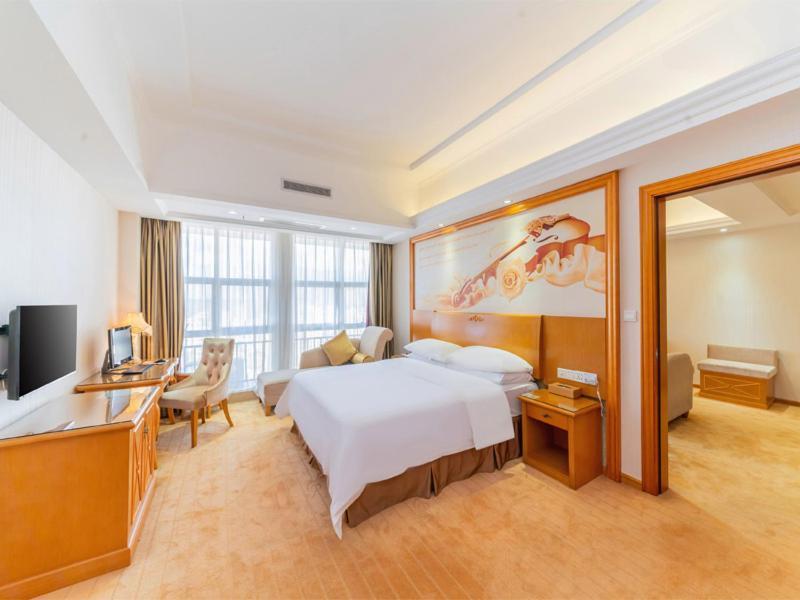 Vienna Hotel Shiyan Guangming Road Shenzhen Exterior photo